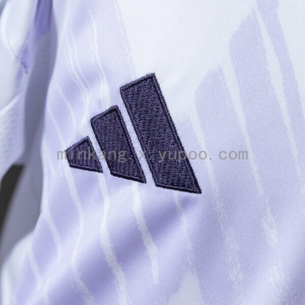 Camiseta Manchester United 2023/24 Visita Nino - detalle patrocinador principal Snapdragon