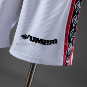 Camiseta Manchester United 1998 Retro - detalle cuello