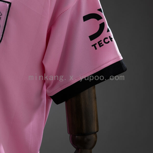 Camiseta Manchester United 1989 Retro Arquero Visita - detalle cuello y franjas en el hombro izquierdo