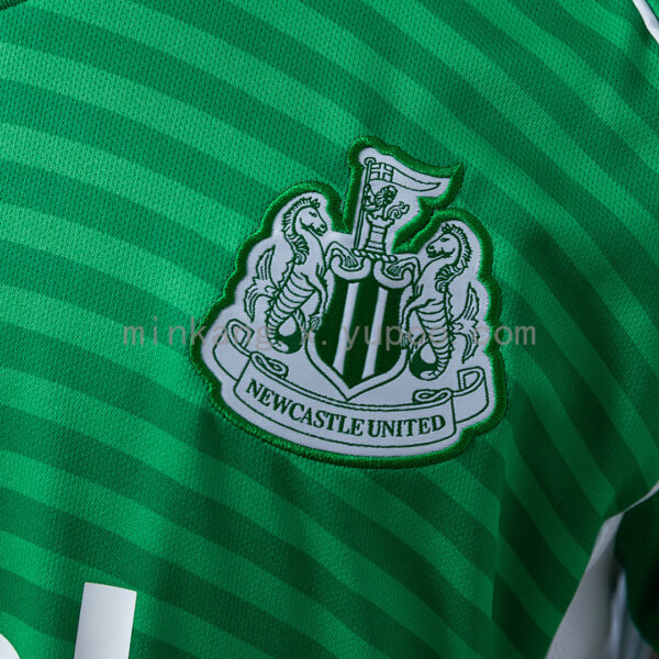 Camiseta Newcastle United 2023/24 Visita - detalle