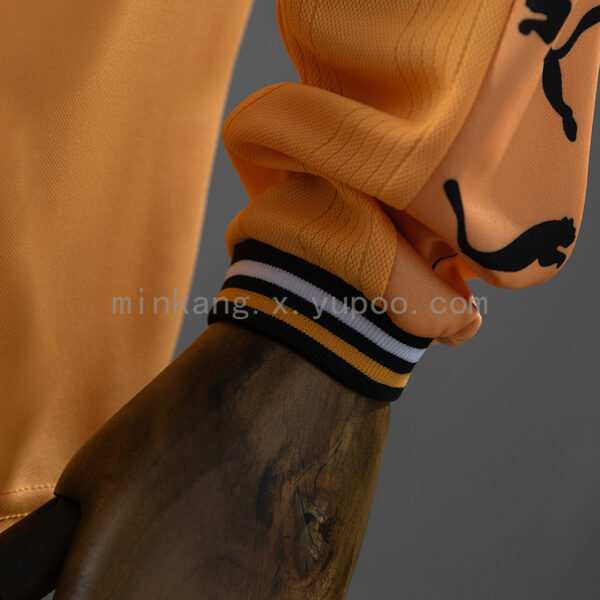 Camiseta Wolves 1988/89 Retro Local Manga Larga - detalle logo Puma