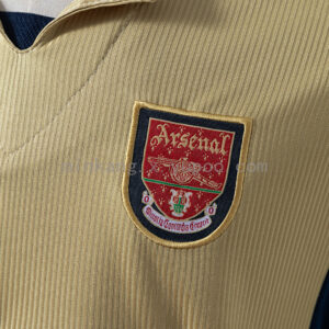 Camiseta Arsenal 2001/02 Retro Visita Manga Larga - detalle patrocinador SEGA