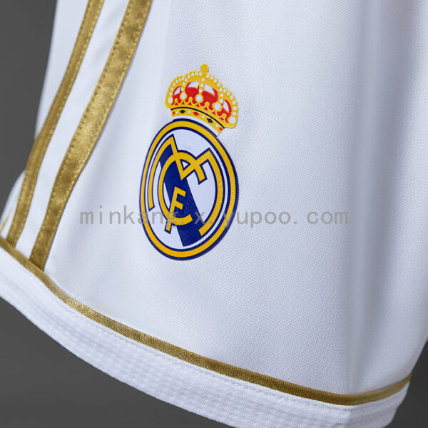 Camiseta Real Madrid 2002/03 Retro Local — detalle manga