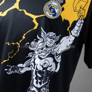Camiseta Real Madrid 2022/23 Pre-Partido — detalle textura de tela