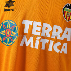 Camiseta Valencia CF 2000/01 Retro Visita — detalle tejido