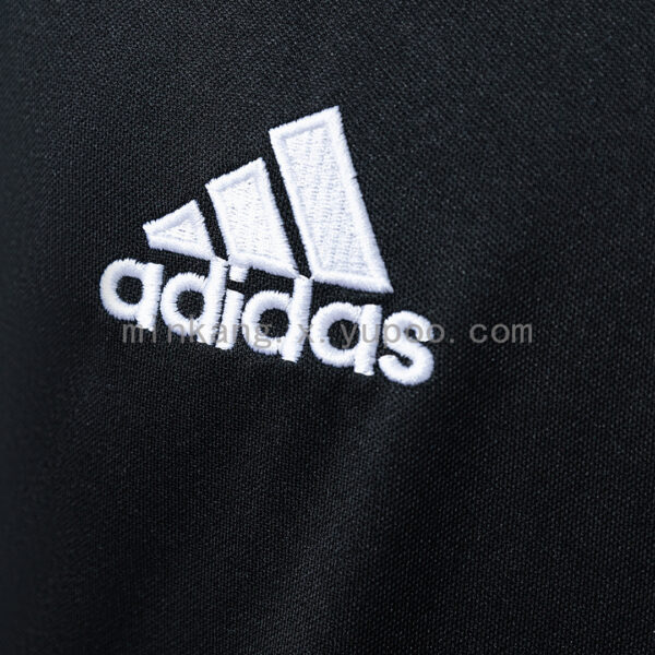 Camiseta Racing Club Retro Entrenamiento - detalle manga y rayas