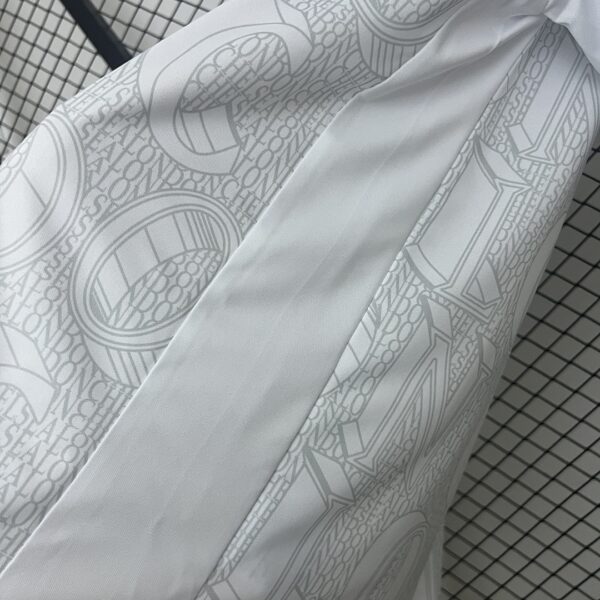 Camiseta Chelsea 2023/24 Entrenamiento - detalle