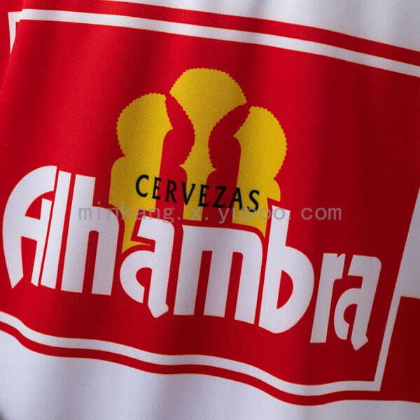 Camiseta Granada CF 1972 Retro Local — detalle bajo de la camiseta