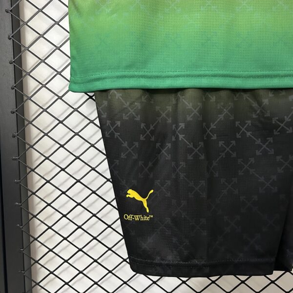 Camiseta AC Milan 2024/25 Edición Especial Diavoli Niño - detalle logo manga