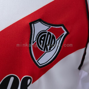Camiseta River Plate 1995/96 Retro Local - detalle de la manga