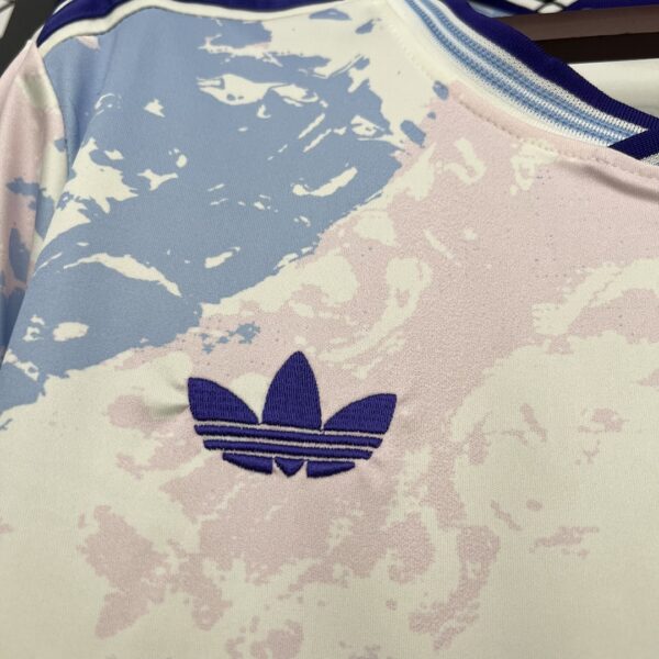 Camiseta Aston Villa 2024/25 Tercera - detalle