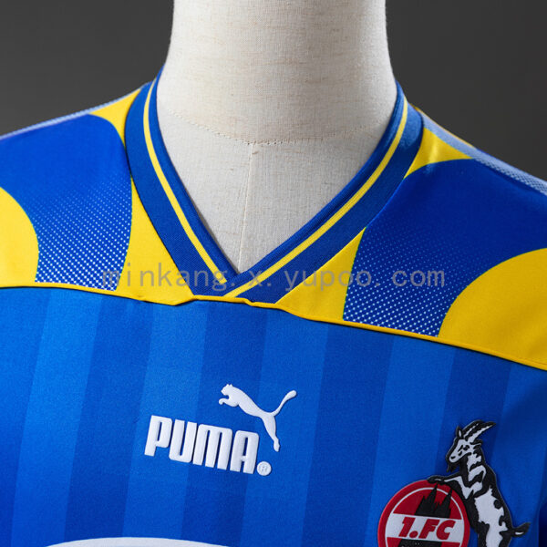 Camiseta FC Köln 1990/91 Retro Local - detalle de las franjas y colores vibrantes