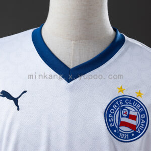 Camiseta Esporte Clube Bahia 2024/25 Local – detalle de manga y puño