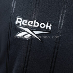 Camiseta Botafogo 2000 Retro Local Manga Larga — detalle puño