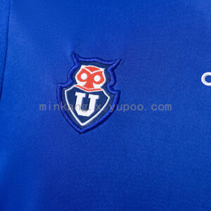 Camiseta Universidad de Chile 2011 Local Retro Manga Larga - detalle