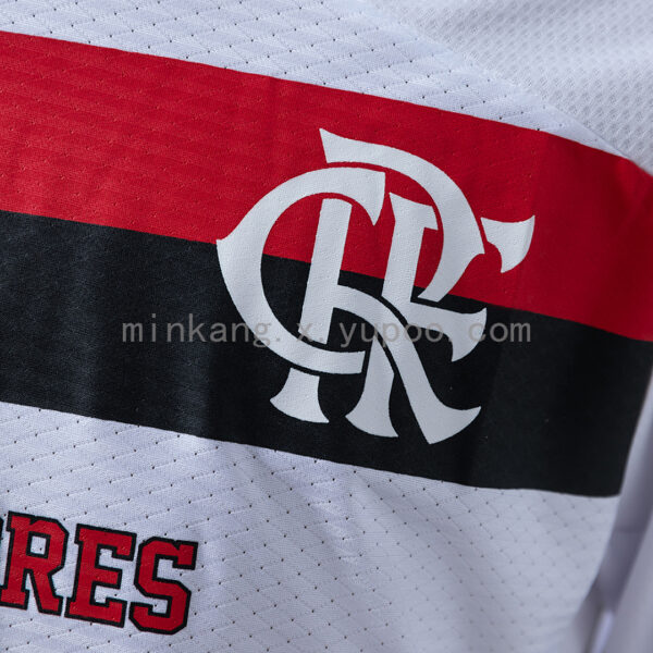 Camiseta Flamengo 2023/24 Local — detalle del patrón del tejido