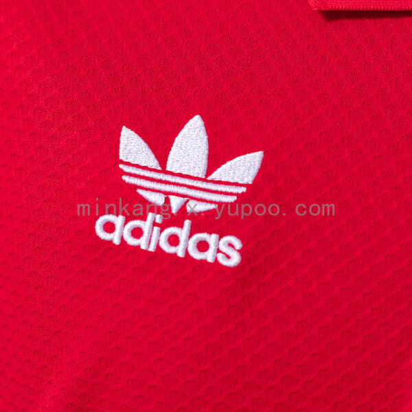 Camiseta Flamengo 2023/24 Polo — detalle franjas hombro