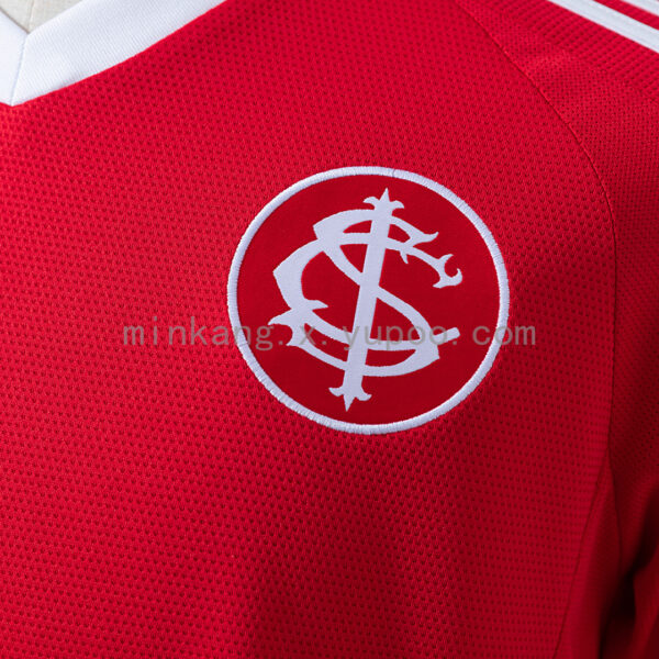 Camiseta Internacional 2024/25 Local — detalle