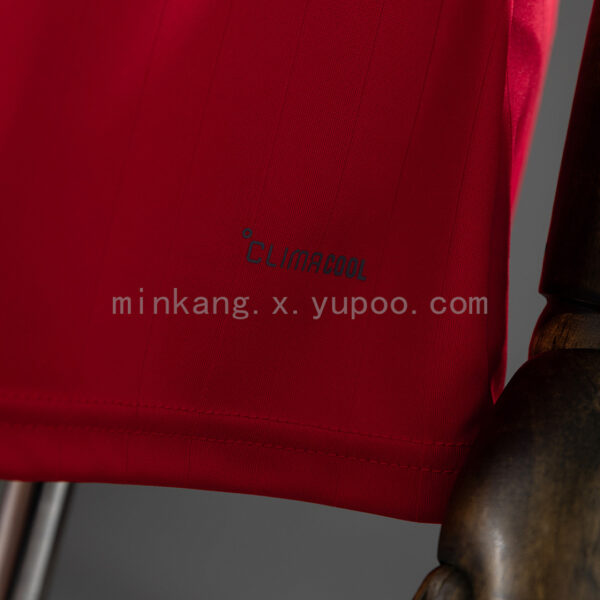Camiseta Sport Club Internacional 2024/25 Local Mujer — detalle cuello en V