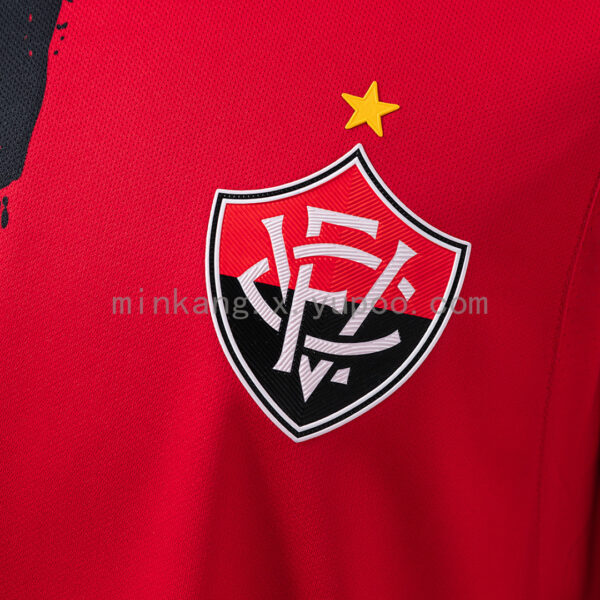 Camiseta Vitoria 2023/24 Local — detalle diseño partido