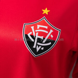 Camiseta Vitoria 2024 Local Mujer — detalle logo Volt