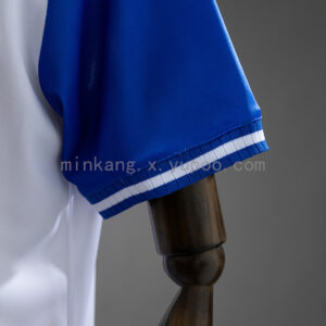 Camiseta Deportivo Alavés 2000/01 Retro Local — detalle logo Luanvi