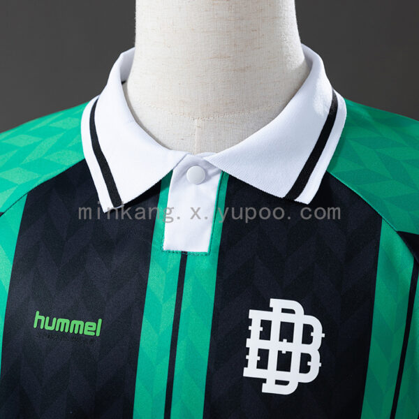 Camiseta Real Betis 2023/24 Local — detalle manga