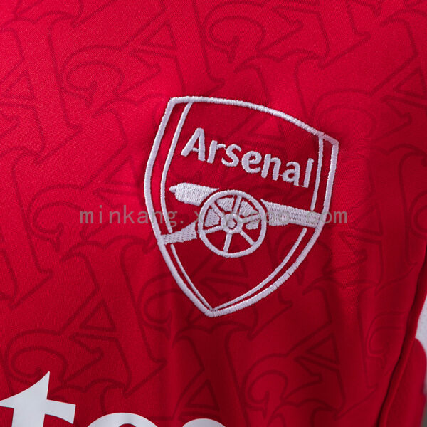 Camiseta Arsenal 2023/24 Local Manga Larga - detalle manga