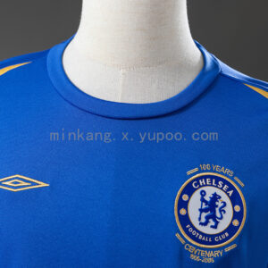 Camiseta Chelsea 2005/06 Retro Local - detalle de manga y hombro