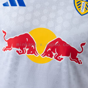 Camiseta Leeds United 2024/25 Local - detalle de tejido y ventilación