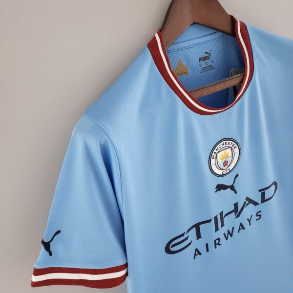 Camiseta Manchester City 2023/24 Local - detalle manga