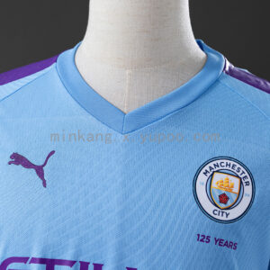 Camiseta Manchester City 2019/20 Retro Local - detalle cuello en V