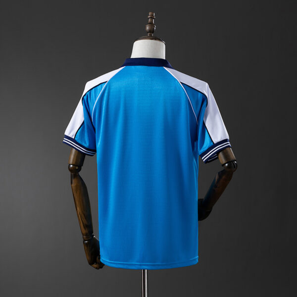 Camiseta Manchester City 1999/2000 Local Retro - detalle manga