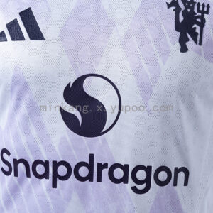 Camiseta Manchester United 2024/25 Visita - detalle tejido
