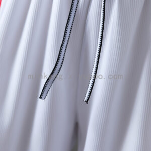 Camiseta Manchester United 1998 Retro - detalle dobladillo