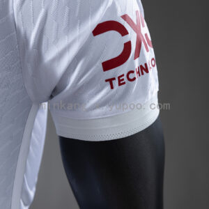 Camiseta Manchester United 2024/25 Tercera Versión Jugador - detalle logo Adidas