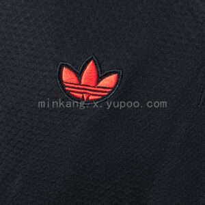 Camiseta Manchester United 1988 Retro Polo - detalle franjas en los hombros