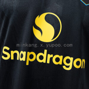 Camiseta Manchester United 2023/24 Tercera Versión Jugador - detalle cuello