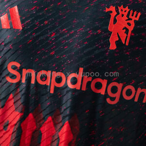 Camiseta Manchester United 2023/24 Edición Especial - detalle tejido y textura