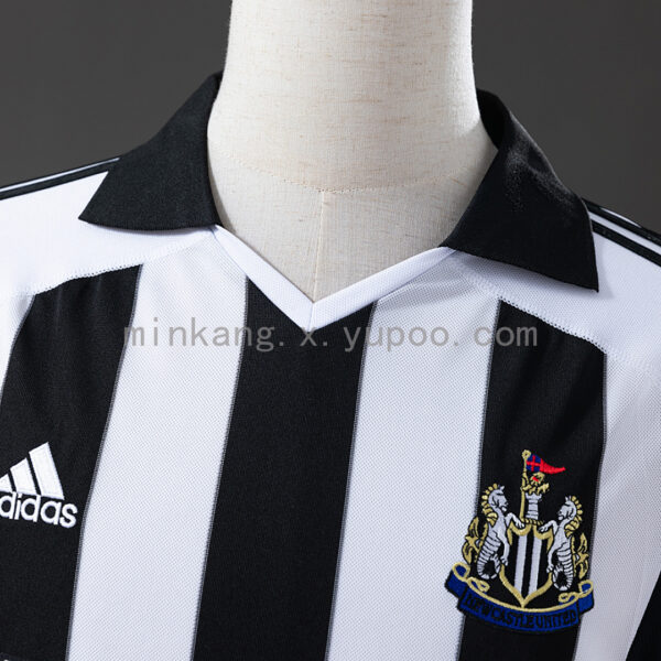 Camiseta Newcastle United 2002/03 Retro Local - detalle