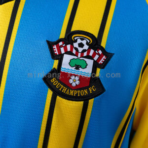 Camiseta Southampton FC 2021/22 Visita - detalle
