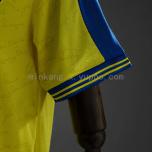 Camiseta Southampton 2022/23 Tercera Aniversario - detalle patrón de firmas