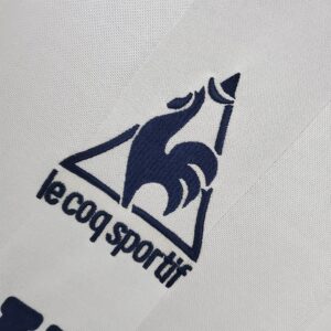 Camiseta Tottenham Hotspur 1983/84 Retro Local - detalle cuello en V