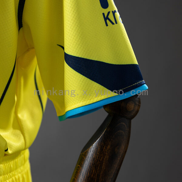 Camiseta Tottenham 2024/25 Tercera - detalle