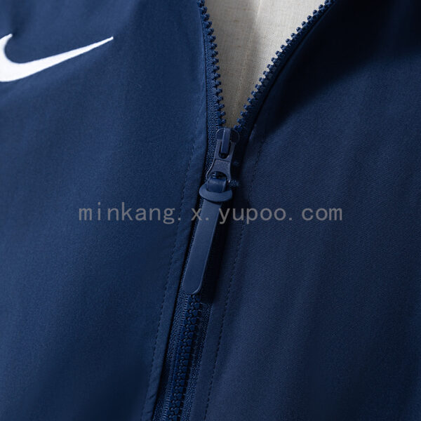 Camiseta Tottenham Hotspur 2023/24 Entrenamiento Cortaviento - detalle