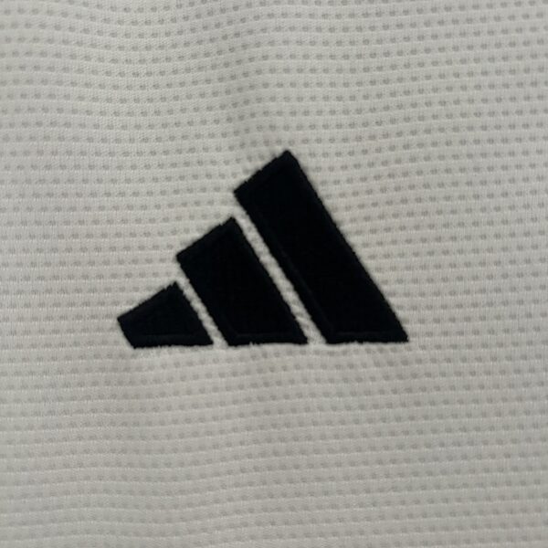 Camiseta Colo Colo 2024 Local - detalle