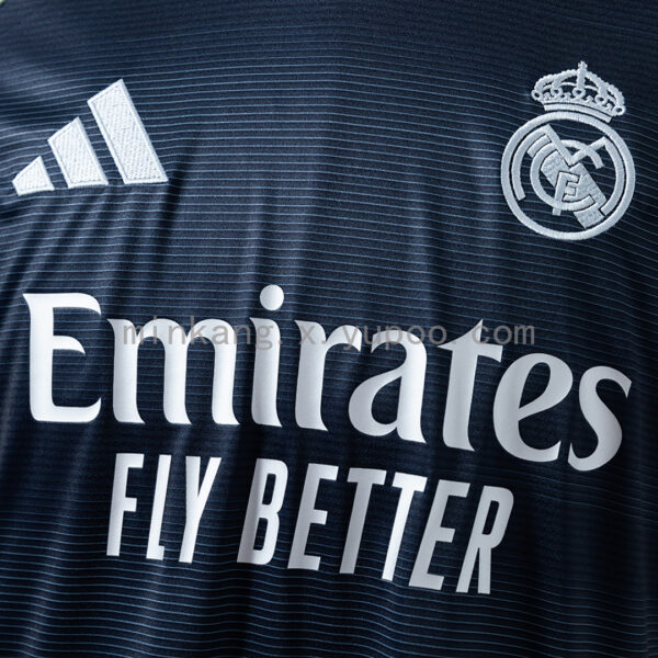 Camiseta Real Madrid 2024/25 Visita — detalle textura de tela