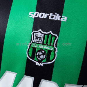 Camiseta Sassuolo 2019/20 Local Retro - detalle escudo