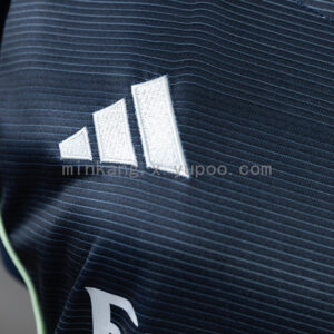 Camiseta Real Madrid 2024/25 Visita Mujer — detalle hombro