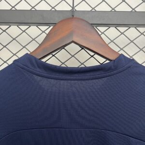 Camiseta Bahia 2024 Entrenamiento — detalle cuello